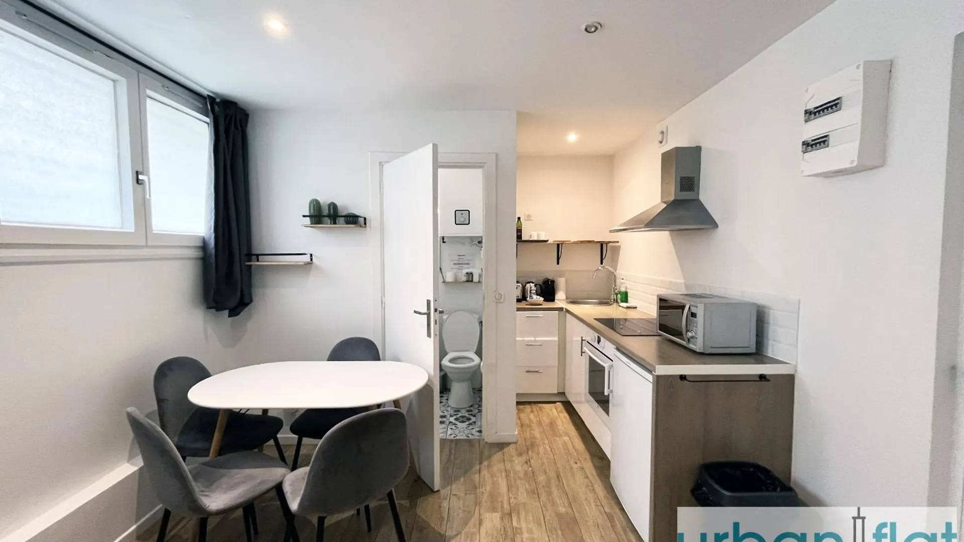 Urban Flat 184 - Charming 1 Bdr Flat In Apartment *